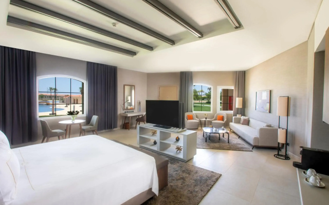 Отель Pickalbatros Luxury Suites Sharm El Sheikh