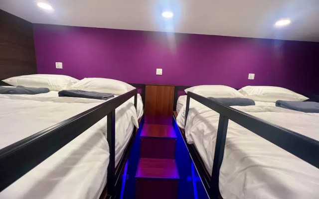 Arena eSports Hotel at Bugis Village