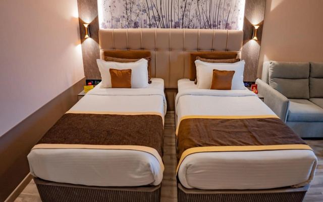 Hotel Sea N Rock – Guest Rooms – Thane