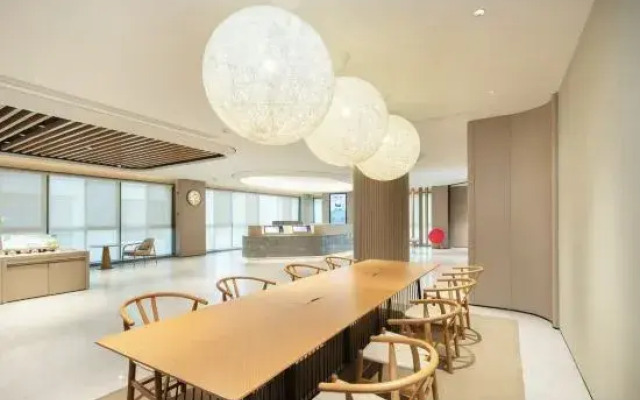 JI Hotel (Wuxi Railway Station Yuanrong Square)