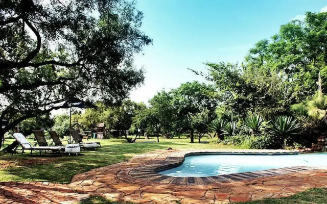 Malibu Country Lodge