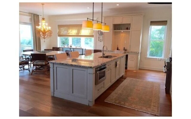 Dockside Darling 3 Bedroom Home