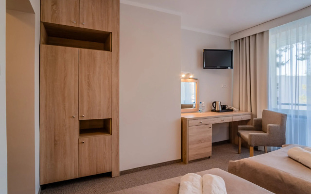 Hotel NAT Jaroslawiec