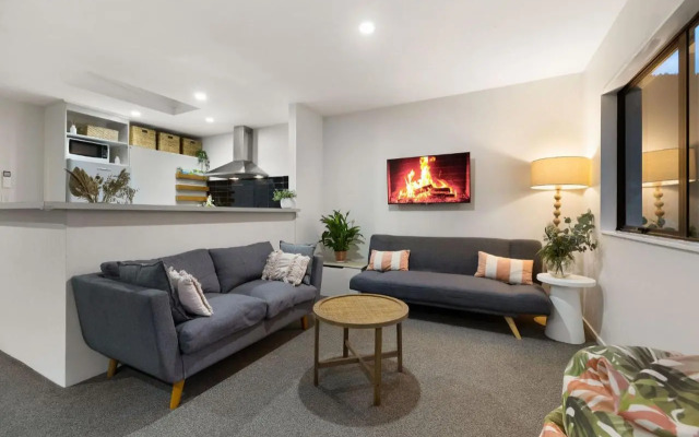 Queenstown Retreat