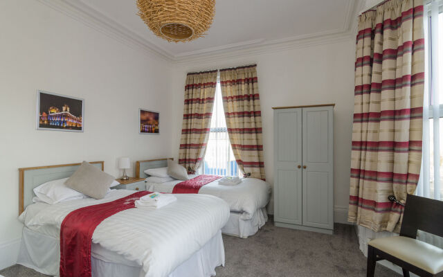 Parador Lodge