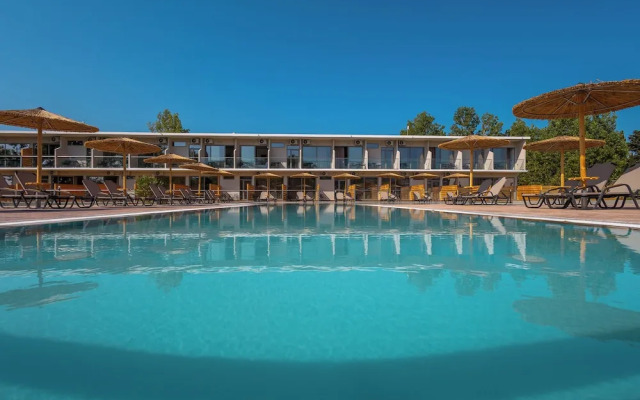 Blue Water Resort