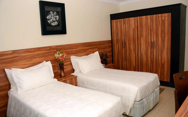 La Posh Hotel