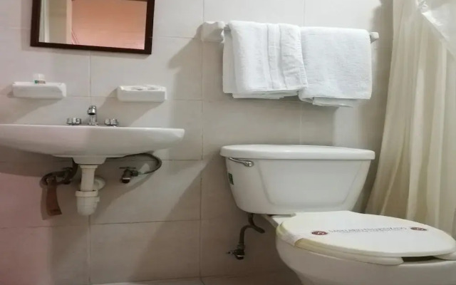 OYO Hotel Real Plaza Jacona