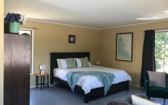 The French Quarter Bed and Breakfast in Katikati