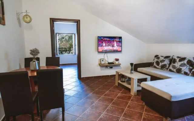 Apartment Atina