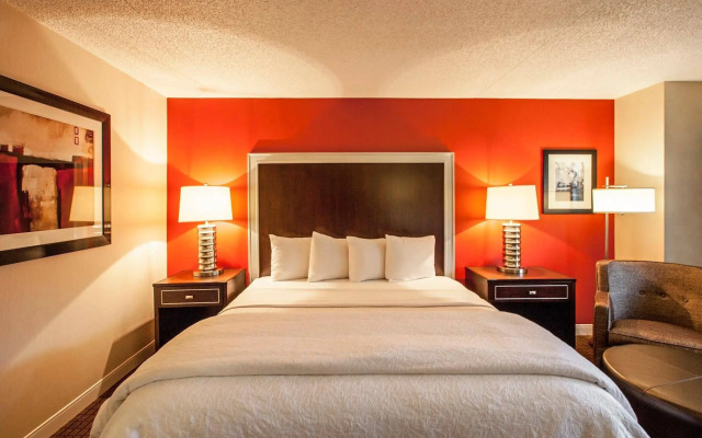 DoubleTree by Hilton New York LaGuardia Airport