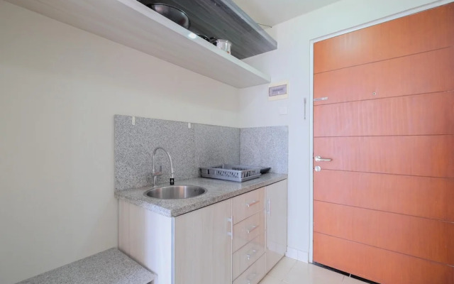 Homey And Warm Studio Room At Taman Melati Margonda Apartment