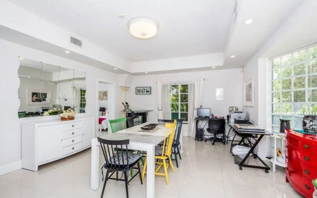 Villa A Diamond in South Beach