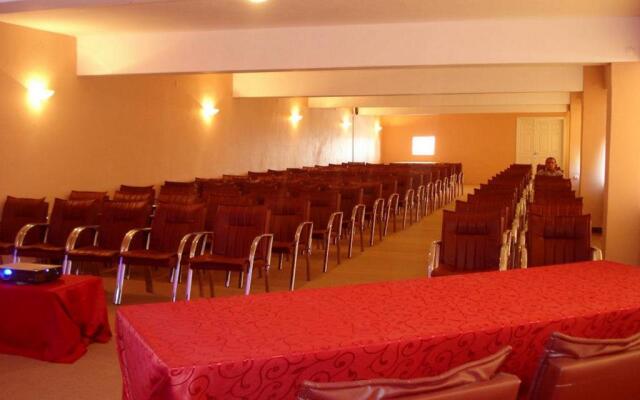 Abana Berrunil Otel