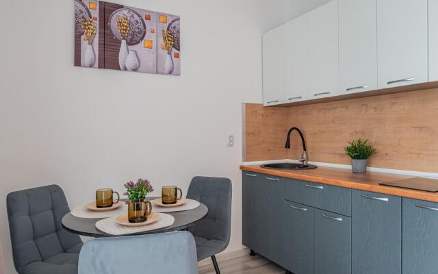 Апартаменты на улице Академика Ландау 38к2