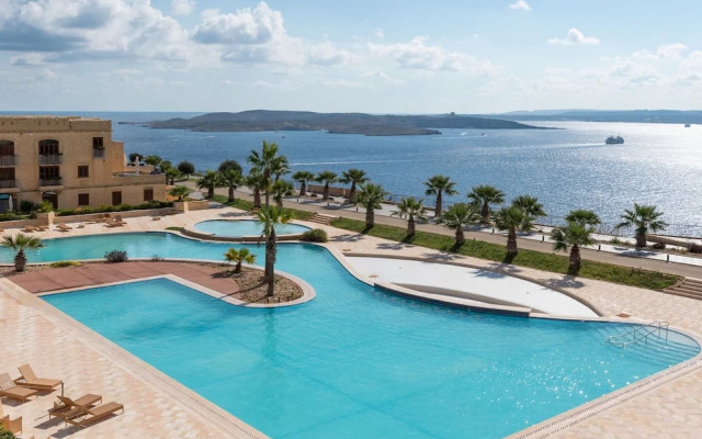 Harbour Views Gozitan Villa + Shared Pool