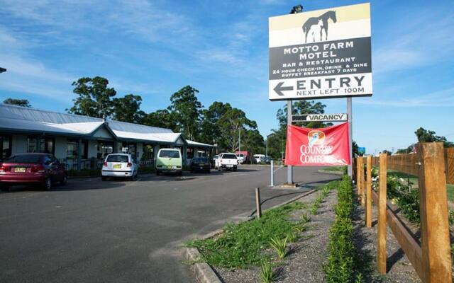 Motto Farm Motel
