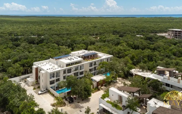 Tropical Apartment Close To The Beach
