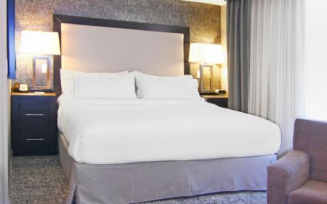 Holiday Inn Express Hotel & Suites Calgary, an IHG Hotel