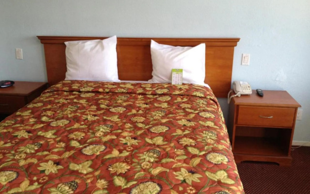 Scottish Inns Long Beach