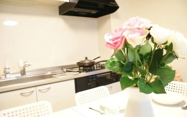 Shin-Osaka GRAND-H 302