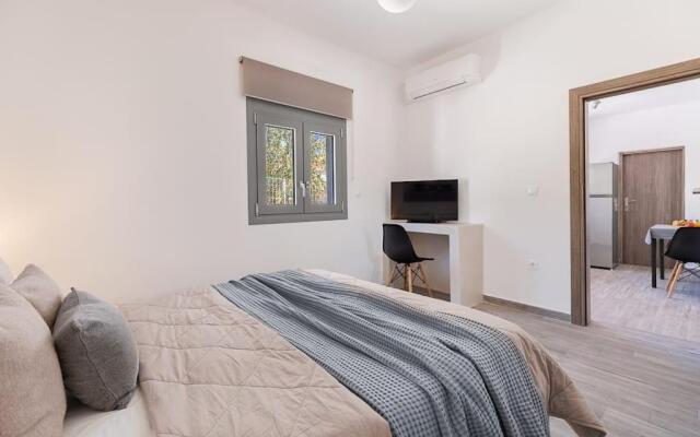 Van Loui's II Place