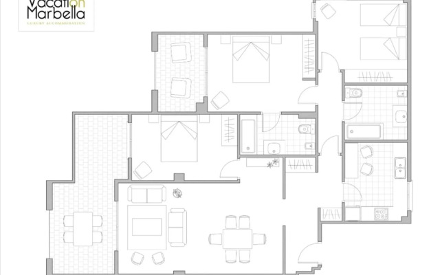 Puente Romano Modern flat, Best location in town