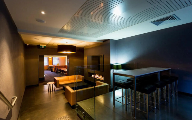 Customs House Hotel