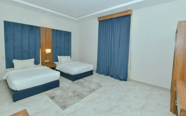 Oasis Suite Hotel Apartments