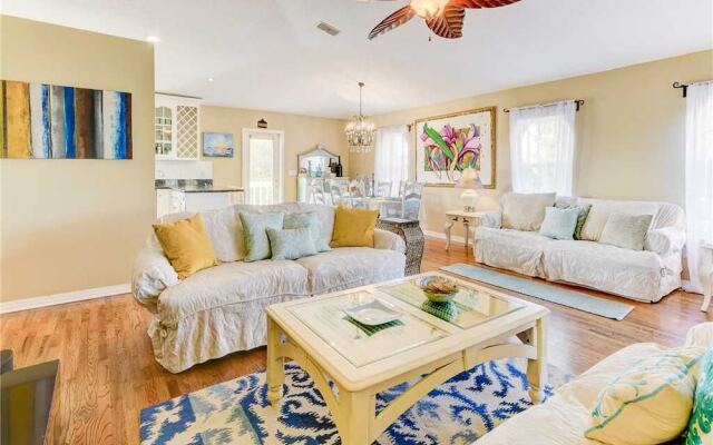 Chiquitas Sun - Four Bedroom Home