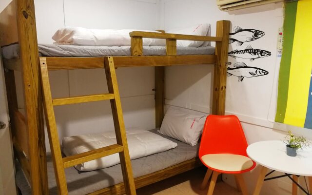 Long Holiday Inn