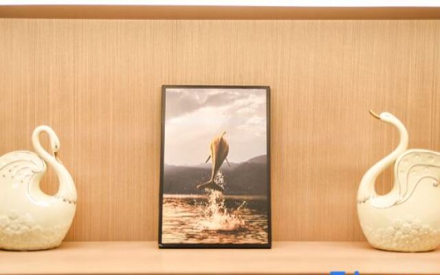 Qiuduo Hotel (Beijing Wangfujing Nanluoguxiang Branch)