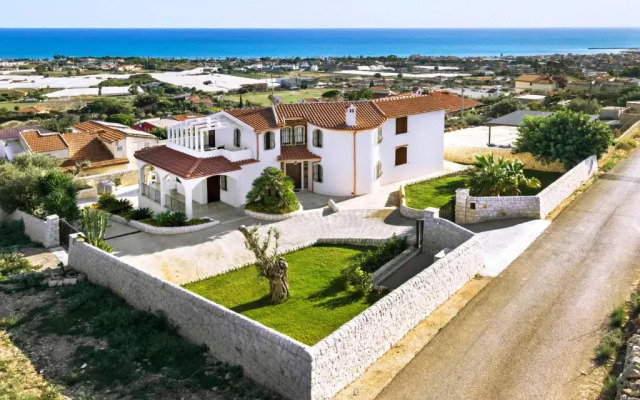 Villa Domus Petraianca