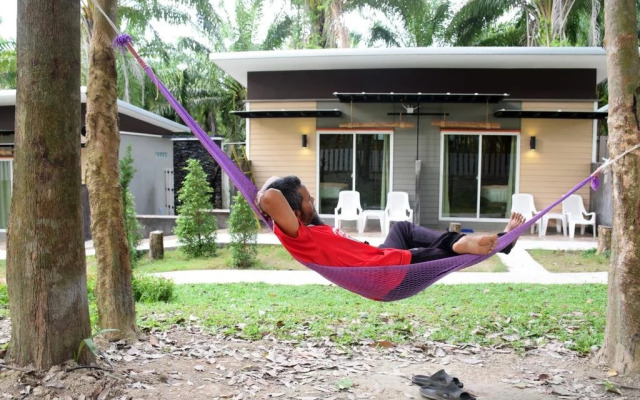 Baan Khao Mai Kaew Lanta Village