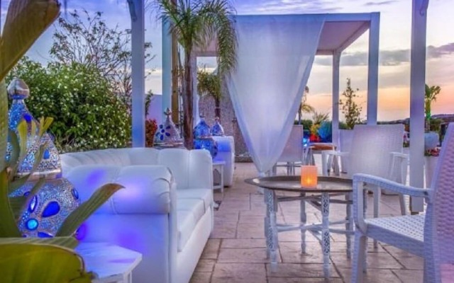 Guru Boutique Suites Adults Only