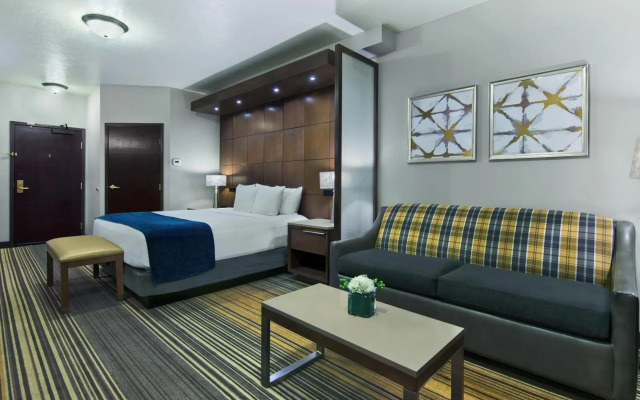 Oxford Suites Downtown Spokane