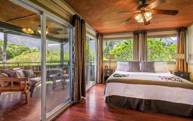 Paradise Bay Resort
