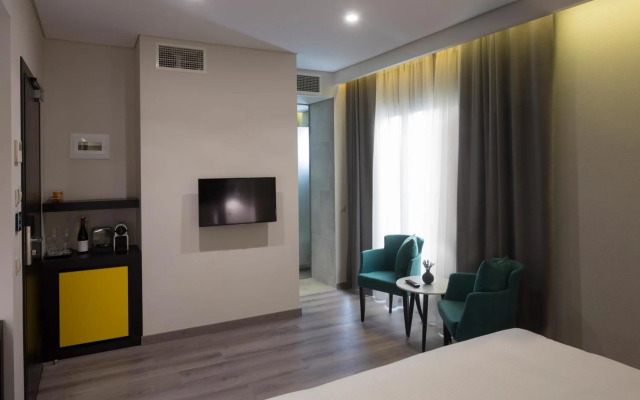 Lozenge Hotel
