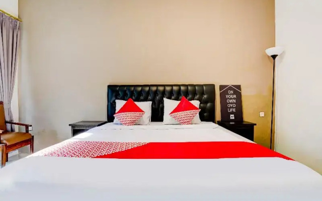 Capital O 2242 Hotel Rahayu