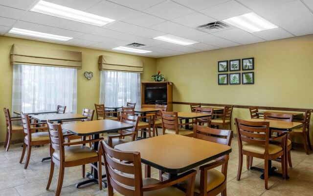 Sleep Inn & Suites Wildwood - The Villages