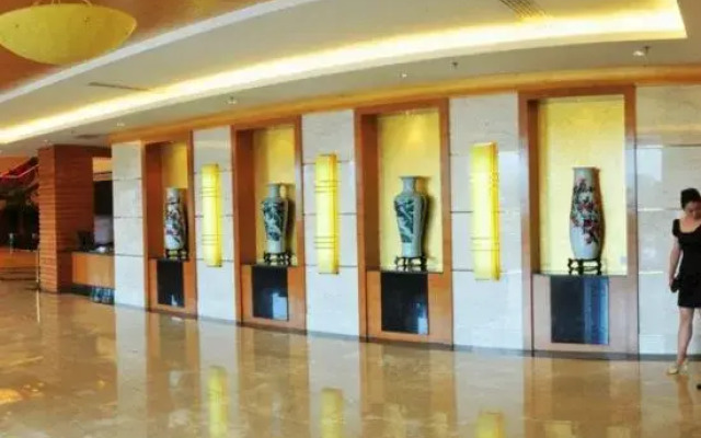 Green Lake Hotel Jinzhou