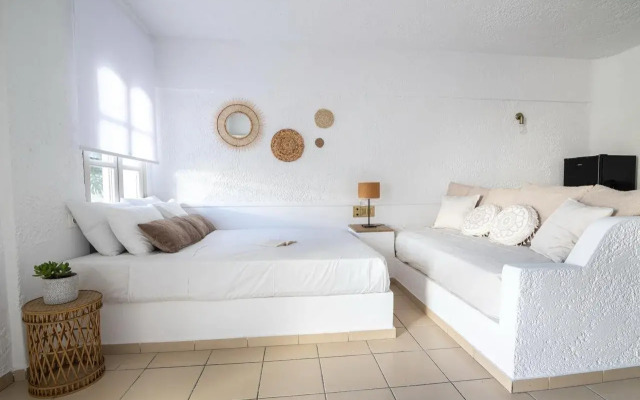 Hesperia Apartments by Estia