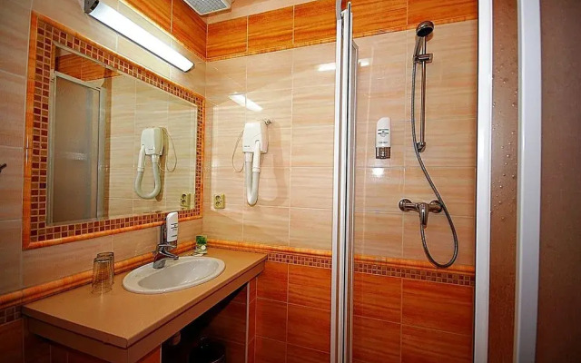 Hotel Polovnik