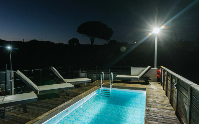 ---Ammira Mare--House near sea with pool