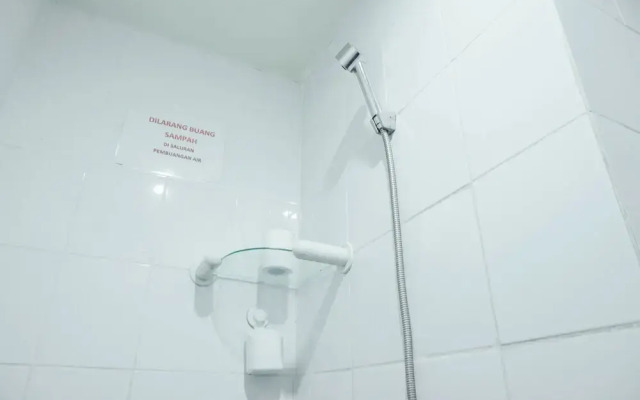 Nice And Cozy 2Br Green Pramuka City Apartment