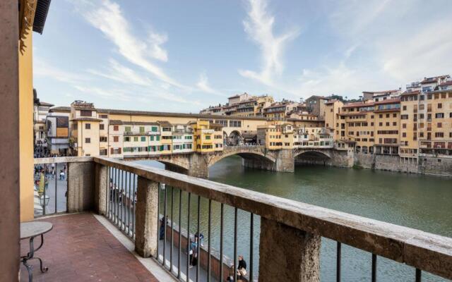 Stunning Ponte Vecchio by Mmega