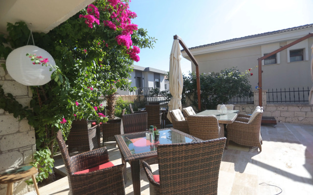 Fizzio Alacati Hotel