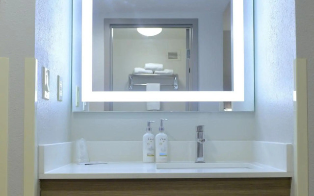 Keene Elm City Hotel, Ascend Hotel Collection