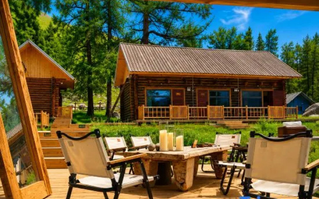 Chongyeji · Yutong | Mountain View Homestay, Kanas Scenic Area – Outside – Altay