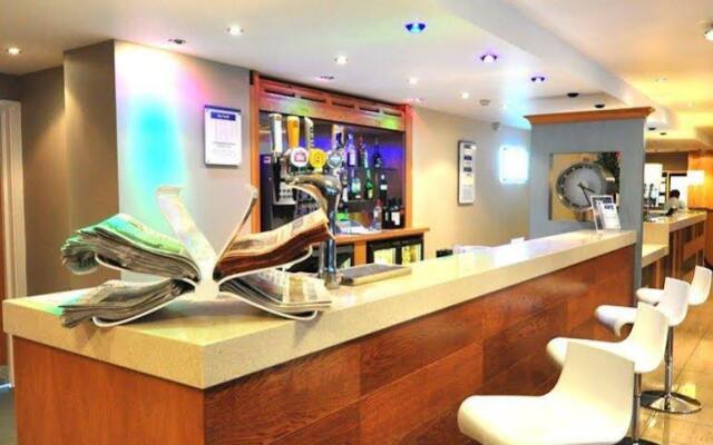 Holiday Inn Express London - Park Royal by IHG